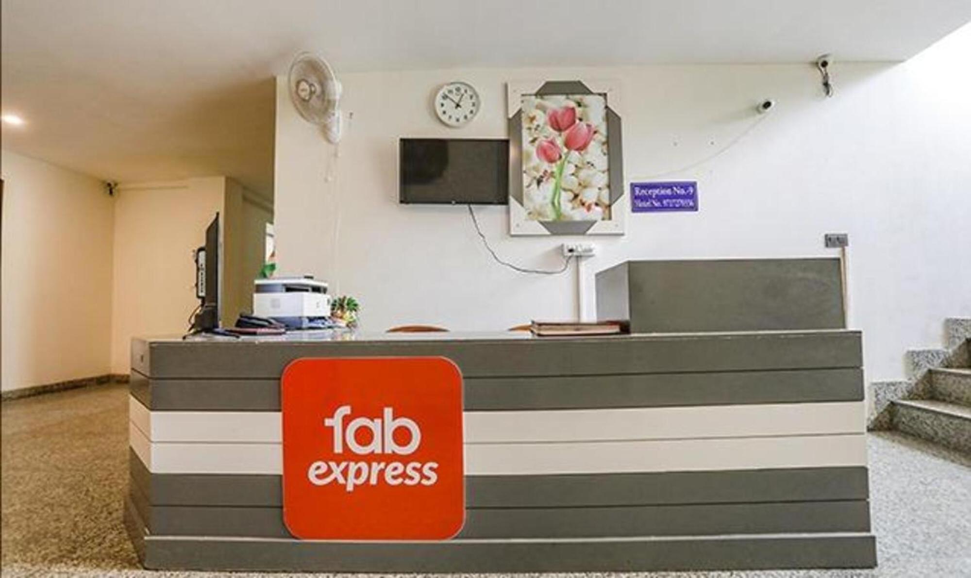 Fabhotel F9 Sector 58 Noida Ngoại thất bức ảnh